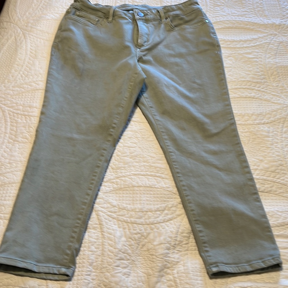 A.N.A. Mid-rise skinny Ankle jeans